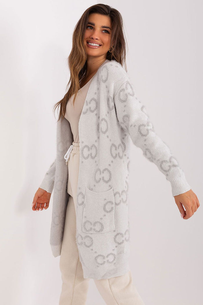 Cardigan model 187555 AT