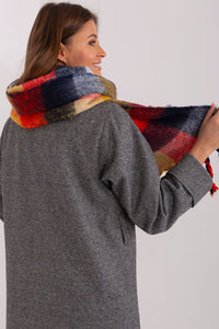 Shawl model 191713 AT