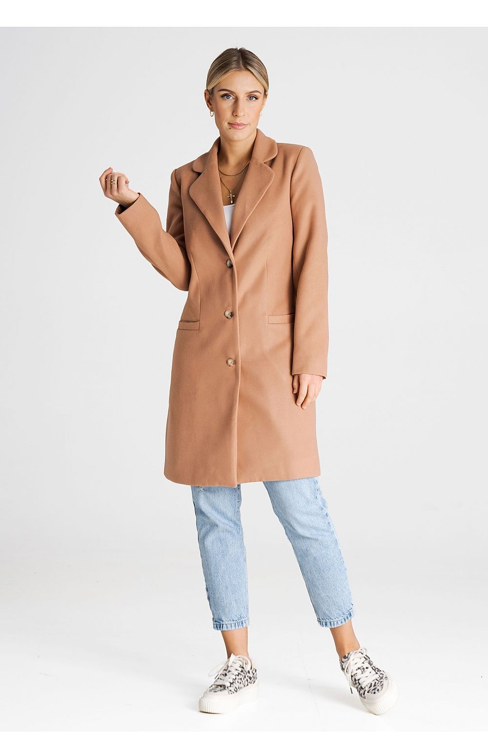 Coat model 194797 Figl