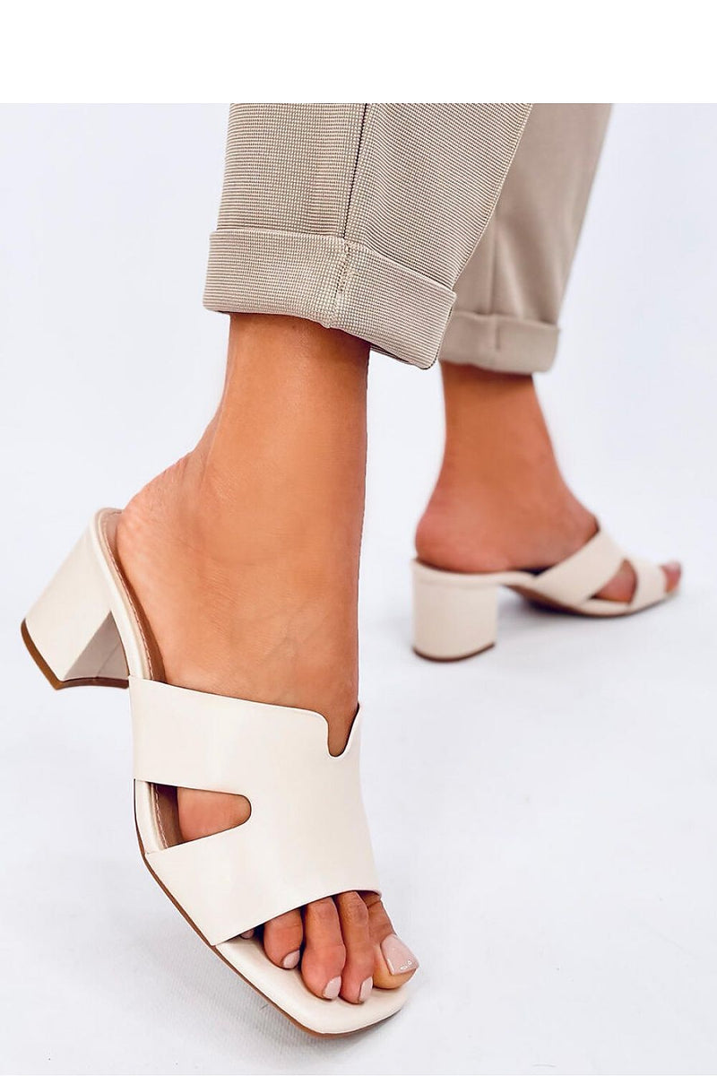 Flip-flops model 195133 Inello