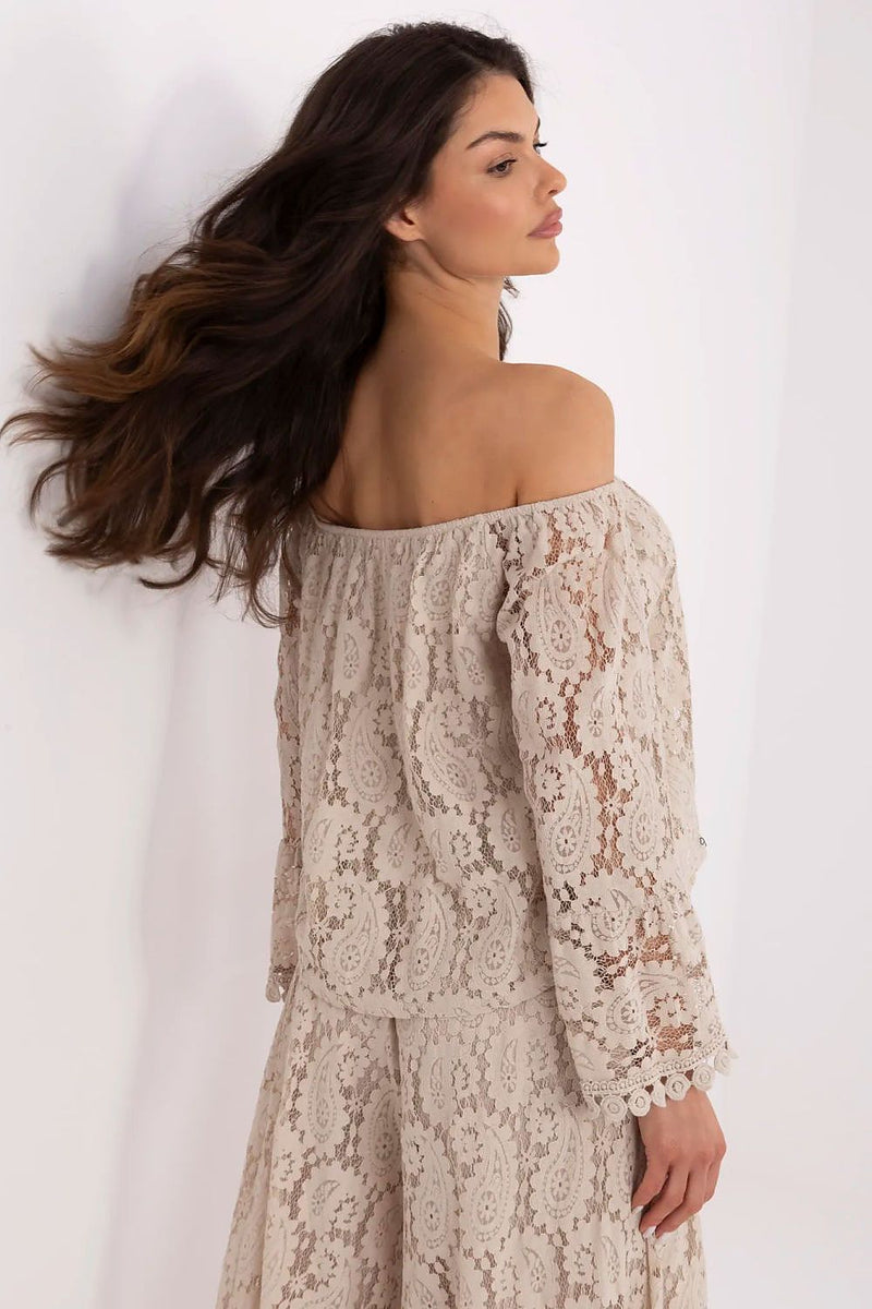 Blouse model 211441 Italy Moda 
