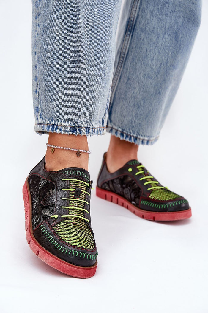 Low Shoes model 212571 Step in style 