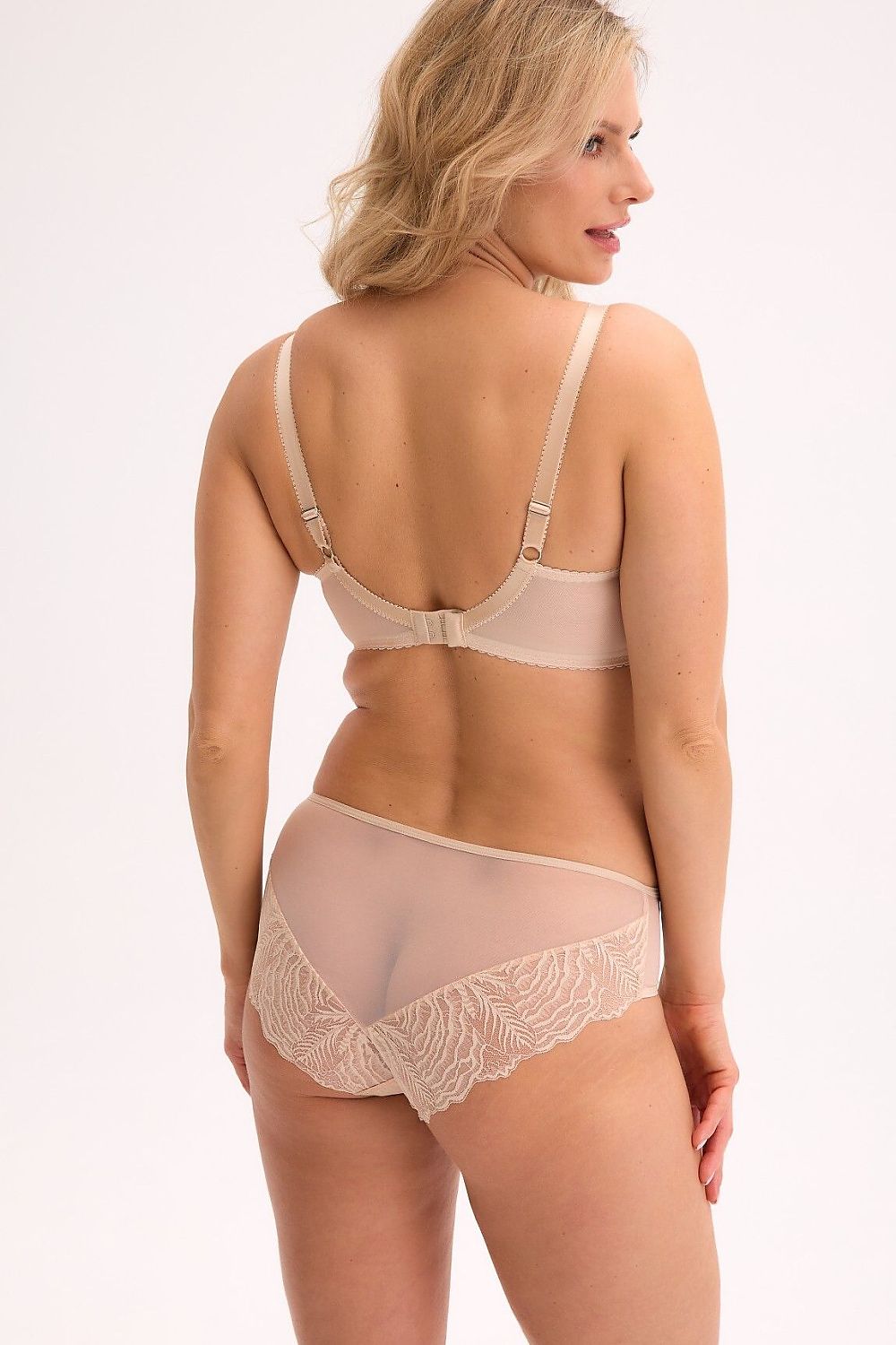  Semi-soft model 215985 Gaia 