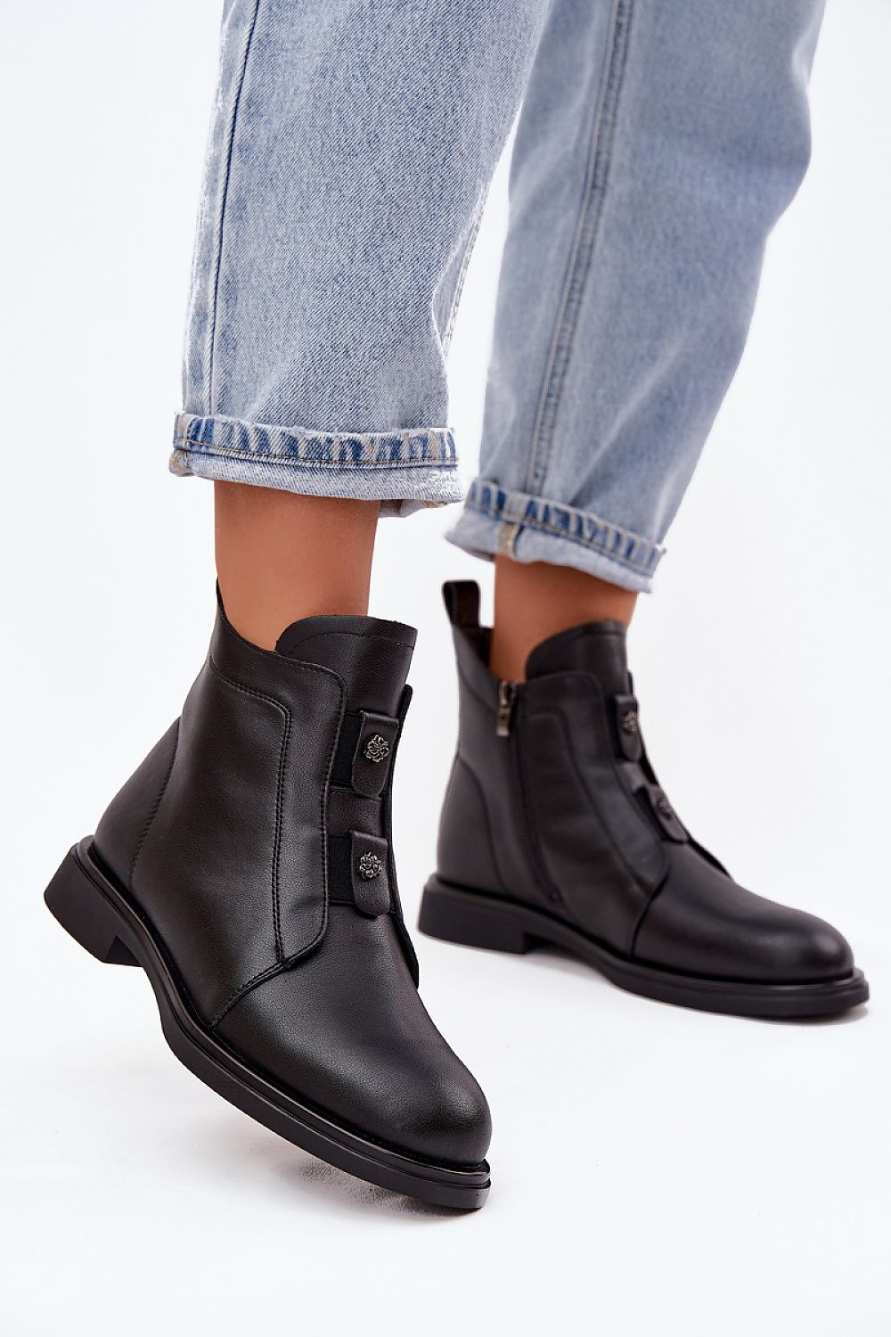  Boots model 220508 Step in style 