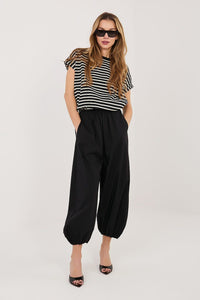  Women trousers model 225859 Rue Paris 