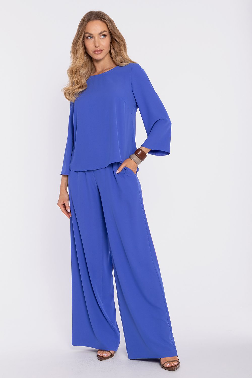  Women trousers model 225924 Moe 