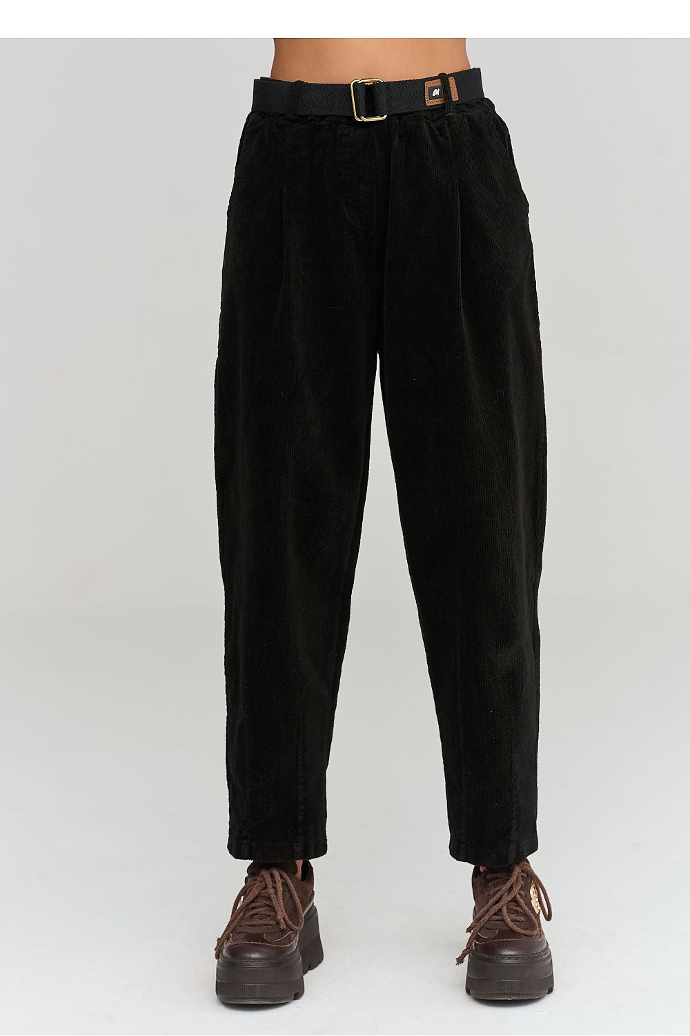  corduroy trousers model 232017 Makadamia 