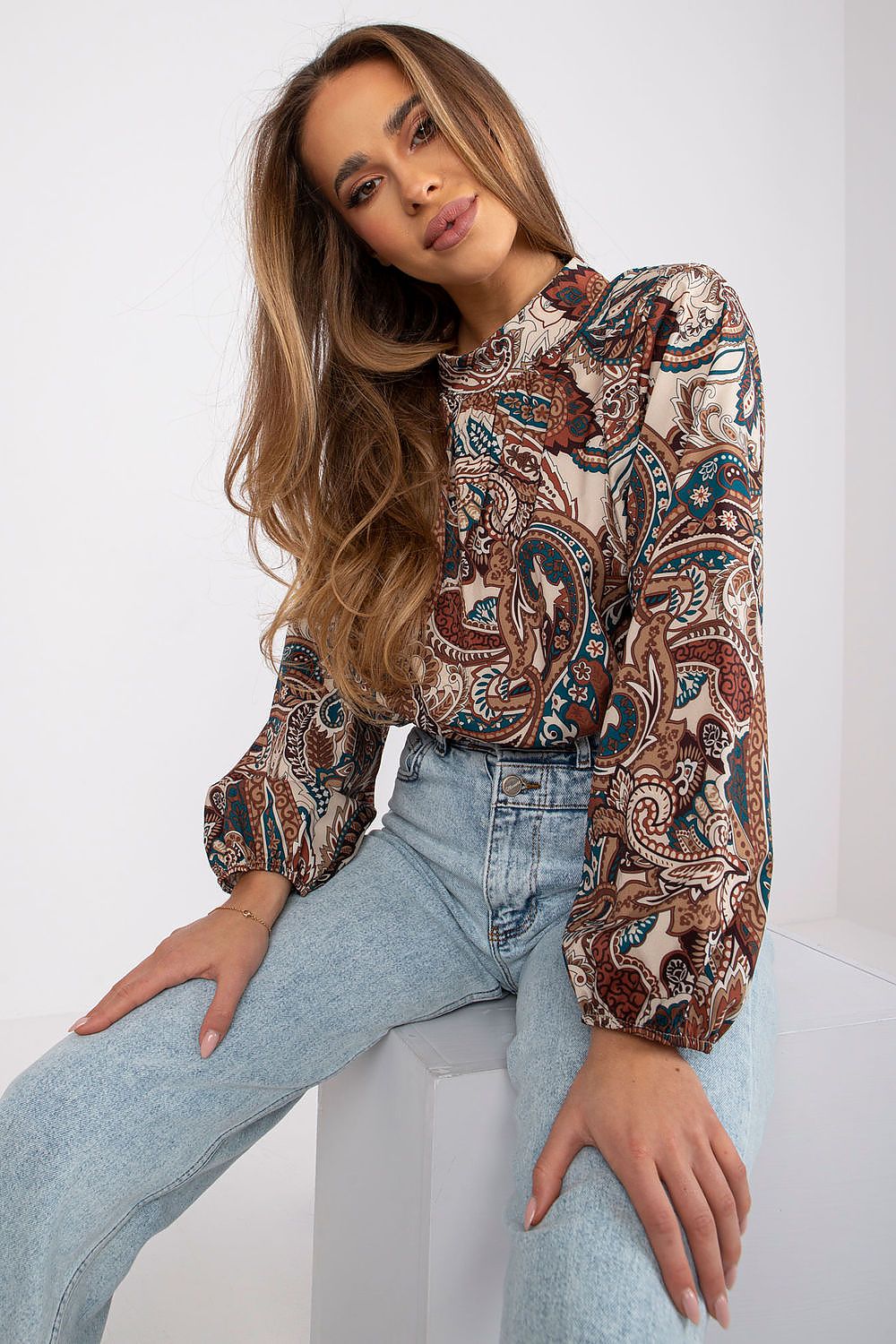  Blouse model 168824 Italy Moda 