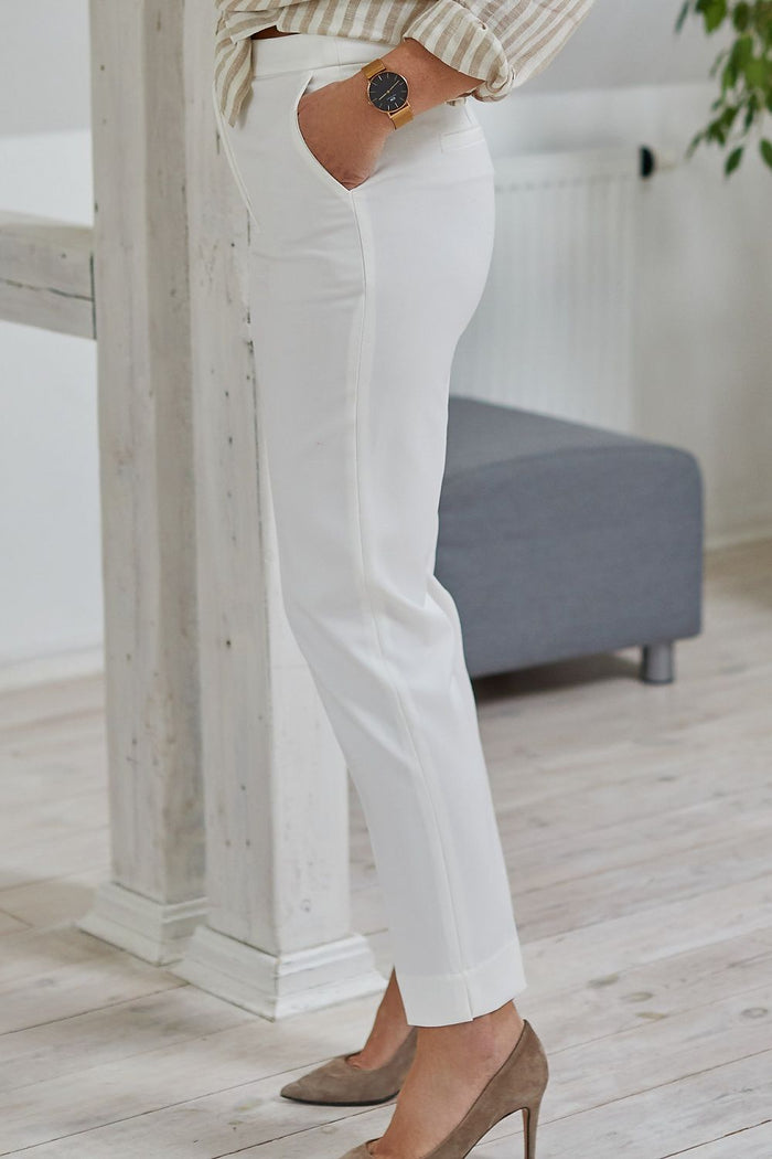 Women trousers model 178210 La Aurora