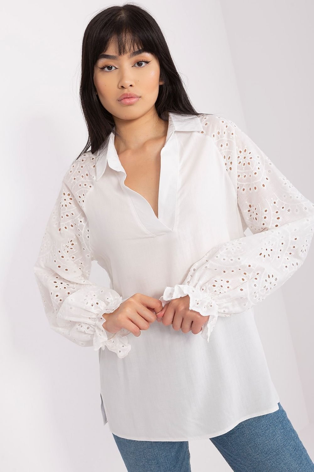 Blouse model 182076 Lakerta