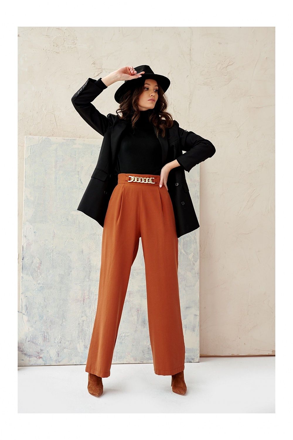 Women trousers model 182630 Roco Fashion