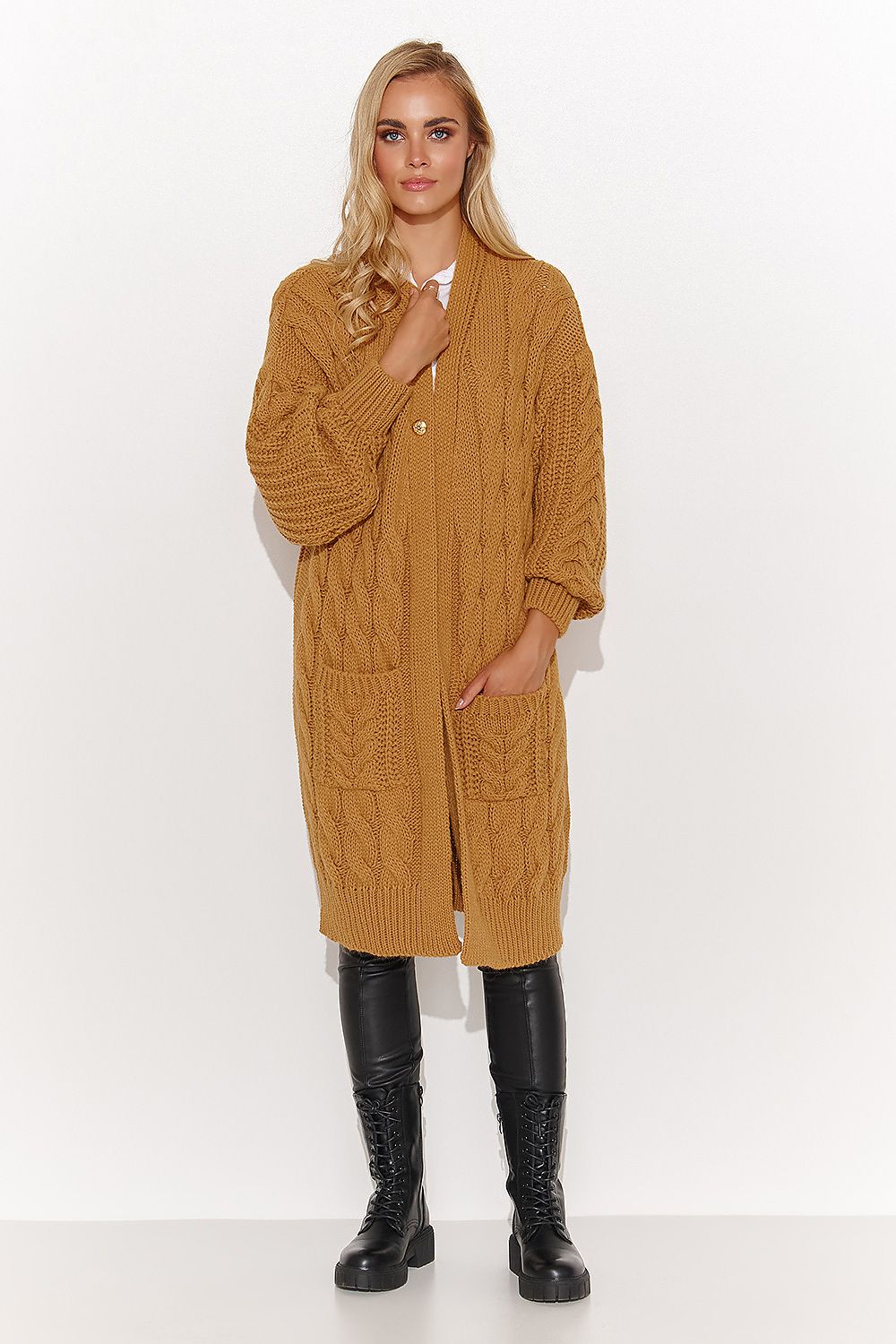 Cardigan model 184390 Makadamia