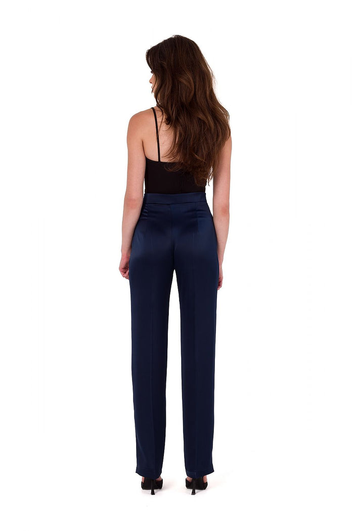 Women trousers model 185486 Makover