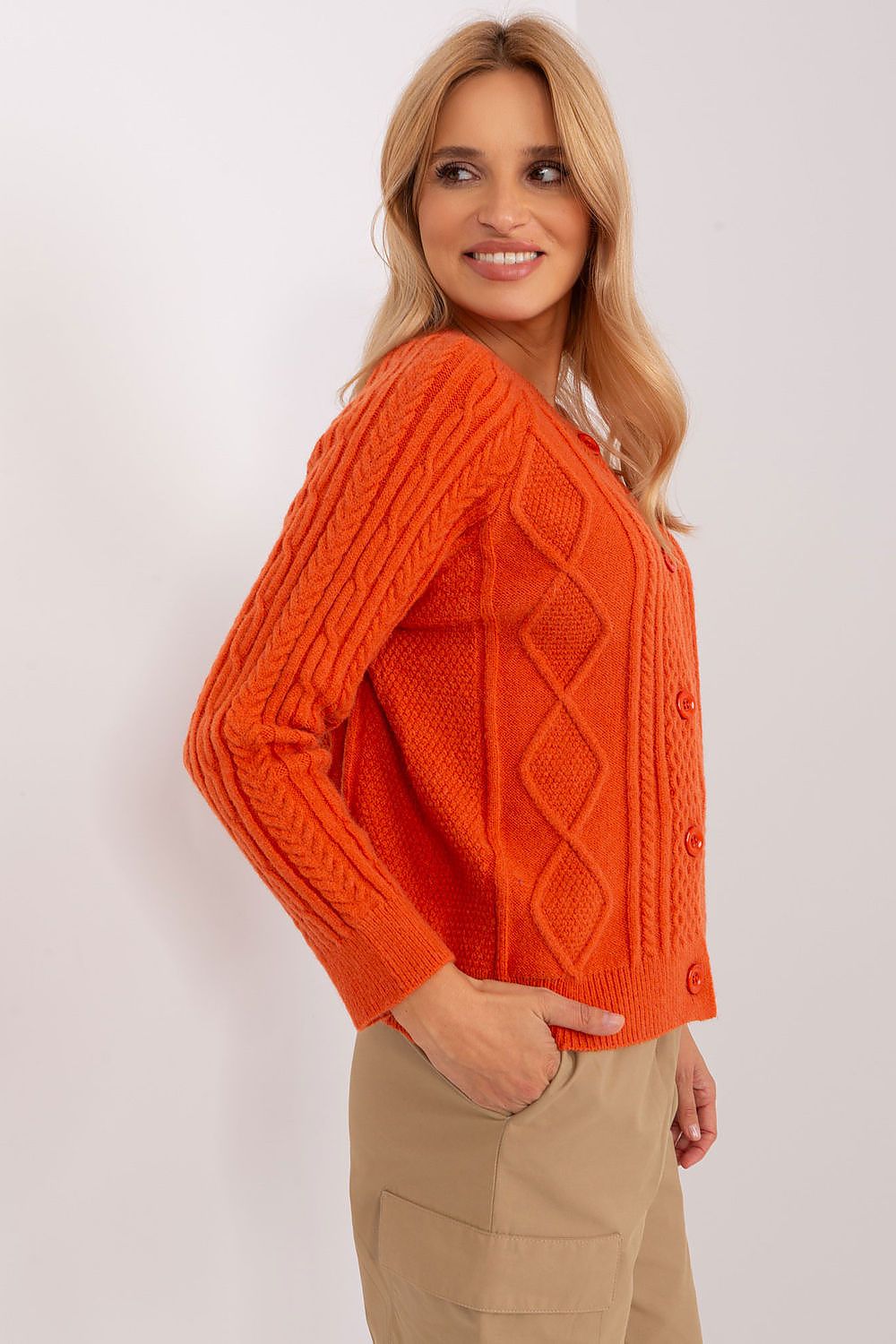 Cardigan model 186821 AT